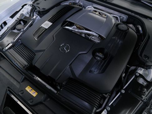 Used 2026 Mercedes-Benz Maybach SL 680 image 60