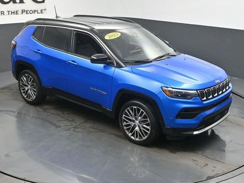 Used 2023 Jeep Compass Limited w/ Elite Group AWD/4WD image 47