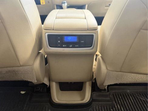 Used 2018 Toyota Highlander Plus image 64