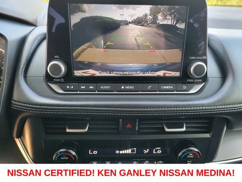 Certified 2023 Nissan Rogue SV AWD/4WD image 29