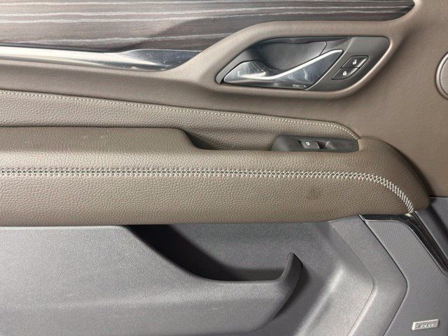 Used 2024 GMC Yukon Denali AWD/4WD image 24