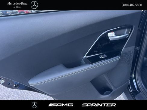 Used 2021 Kia Niro EX image 17