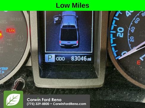 Used 2017 Toyota Tacoma TRD Off-Road image 12