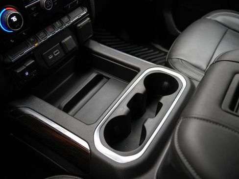 Used 2019 Chevrolet Silverado 1500 RST w/ All-Star Edition AWD/4WD image 30