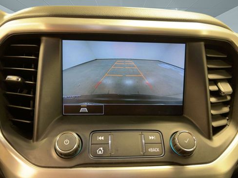 Used 2021 GMC Acadia SLT image 25