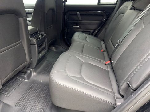 Used 2025 Land Rover Defender 110 S AWD/4WD image 32
