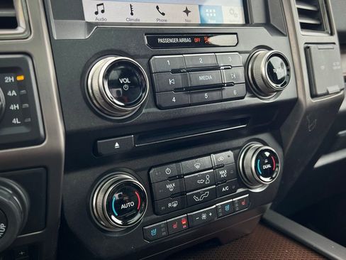 Used 2017 Ford F150 Raptor w/ Equipment Group 802A Luxury image 73