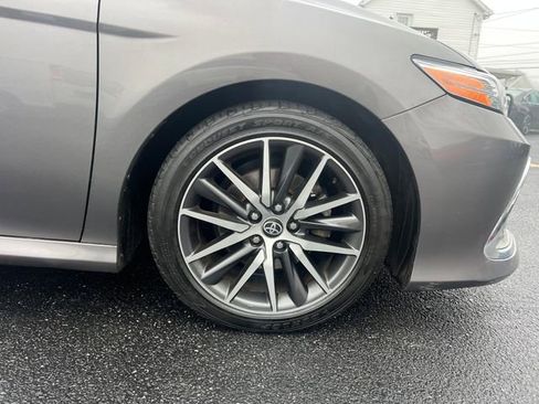 Used 2022 Toyota Camry XLE FWD image 28