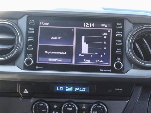 Used 2022 Toyota Tacoma TRD Sport w/ Technology Package image 14