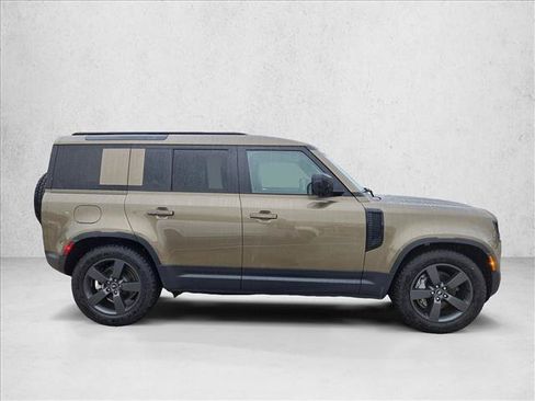Certified 2025 Land Rover Defender 110 S AWD/4WD image 4