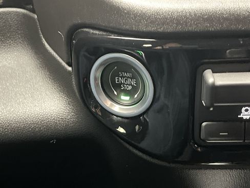 Certified 2022 Chevrolet Silverado 1500 LT image 21