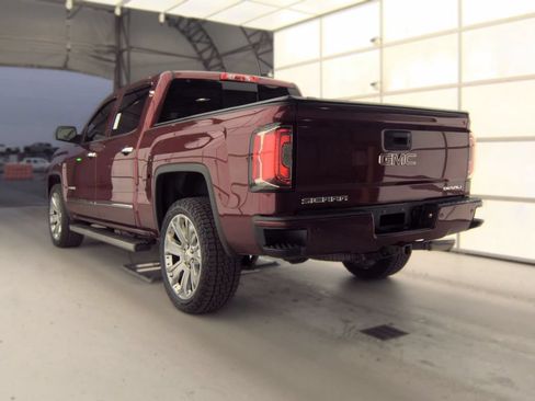Used 2017 GMC Sierra 1500 Denali w/ Denali Ultimate Package AWD/4WD image 3