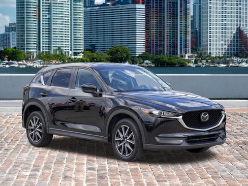Used 2018 MAZDA CX-5 Touring w/ Preferred Equipment Package image 9