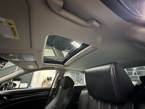 Used 2021 Honda Accord EX-L image 17