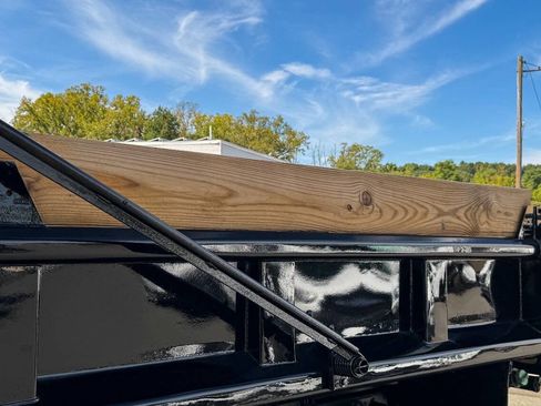 Used 2016 RAM 5500 Tradesman w/ Max Tow Package image 30