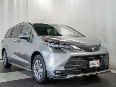 Used 2026 Toyota Sienna XLE