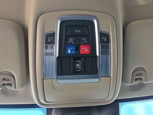 Used 2022 RAM 2500 Laramie w/ Safety Group B image 18