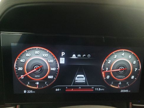 Used 2025 Hyundai Elantra SEL FWD image 23