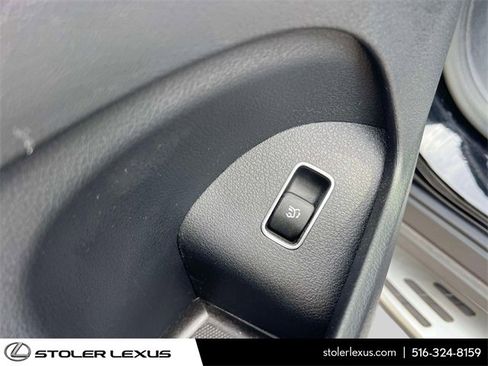 Used 2022 Mercedes-Benz GLE 350 4MATIC image 23