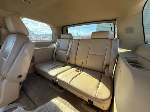 Used 2011 GMC Yukon Denali image 13