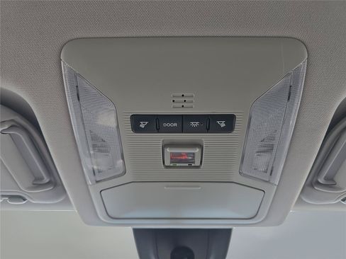 Used 2021 Toyota RAV4 Adventure AWD/4WD image 18