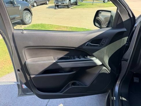 Used 2019 Chevrolet Colorado ZR2 w/ Colorado ZR2 Bison Edition AWD/4WD image 9