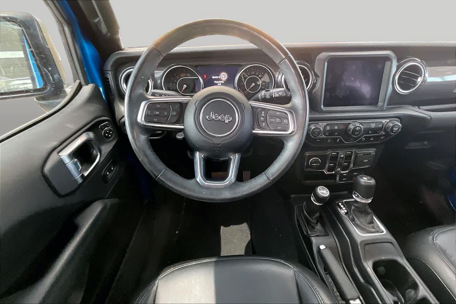 Used 2022 Jeep Wrangler Unlimited Sahara AWD/4WD image 6