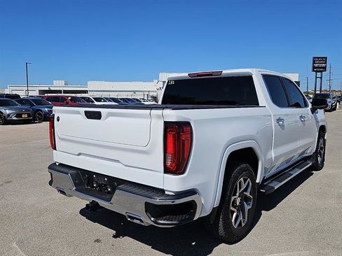 Used 2025 GMC Sierra 1500 SLT AWD/4WD image 5