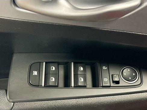 Used 2023 Kia Forte LXS w/ LXS Technology Package FWD image 17