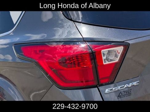 Used 2019 Ford Escape SE AWD/4WD image 9