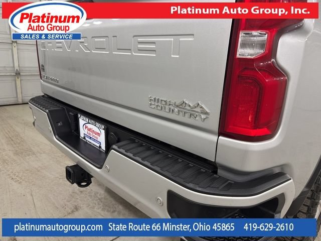 Used 2022 Chevrolet Silverado 2500 High Country w/ Technology Package AWD/4WD image 44