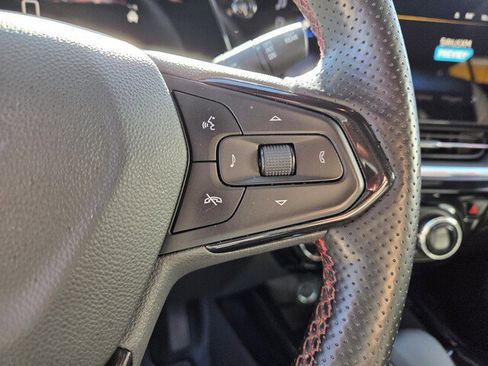 Used 2024 Chevrolet Trax RS w/ Driver Confidence Package image 10