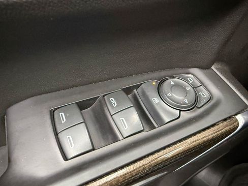 Used 2019 Chevrolet Silverado 1500 LT w/ All-Star Edition AWD/4WD image 11