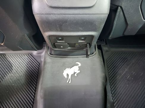 Used 2021 Ford Bronco Black Diamond w/ Sasquatch Package image 21