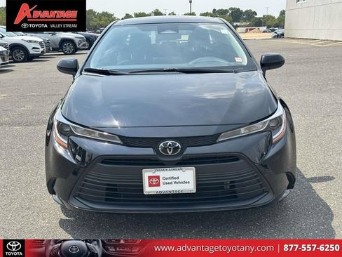 Used 2024 Toyota Corolla LE FWD image 2