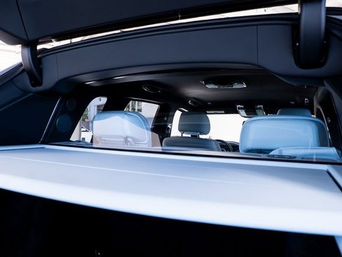 Used 2022 Rolls-Royce Cullinan image 54