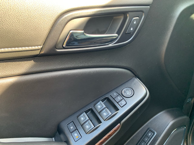 Used 2020 GMC Yukon SLT AWD/4WD image 17