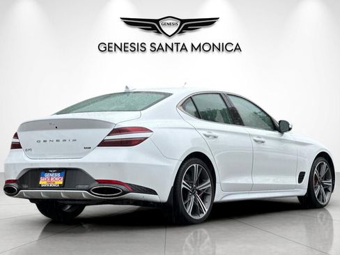 Used 2025 Genesis G70 3.3T Advanced RWD image 5