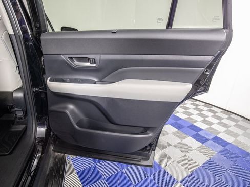 Used 2026 Toyota Grand Highlander FWD image 18