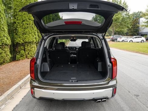 Used 2024 Kia Telluride S FWD image 21