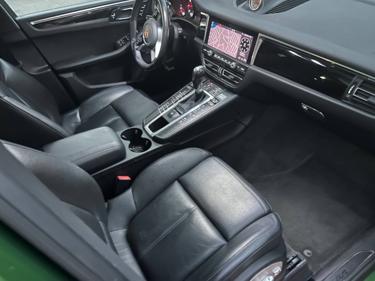 Used 2019 Porsche Macan AWD/4WD image 27