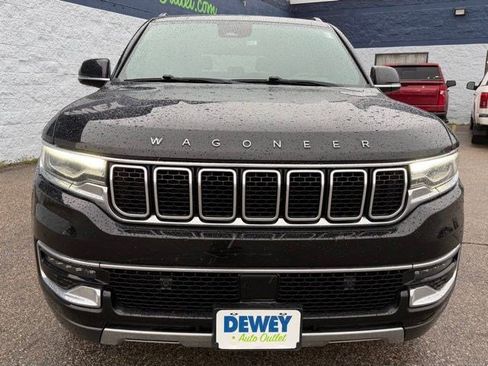 Used 2022 Jeep Wagoneer Series III AWD/4WD image 8