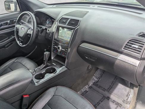 Used 2018 Ford Explorer Sport w/ Equipment Group 401A AWD/4WD image 21