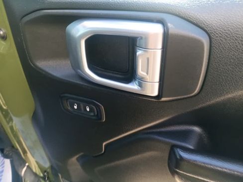 Used 2021 Jeep Wrangler Unlimited Sport AWD/4WD image 24