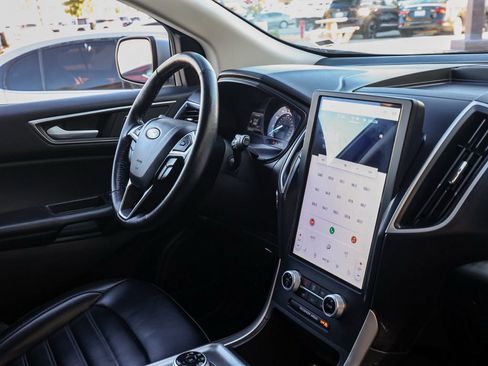 Used 2023 Ford Edge SEL image 24