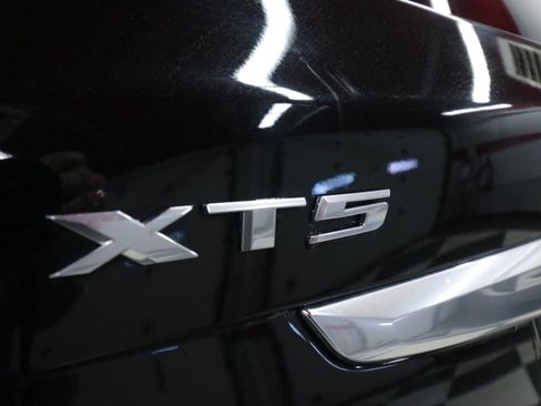 Used 2023 Cadillac XT5 Sportv w/ Technology Package AWD/4WD image 37