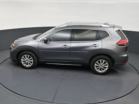 Used 2017 Nissan Rogue SV FWD image 13