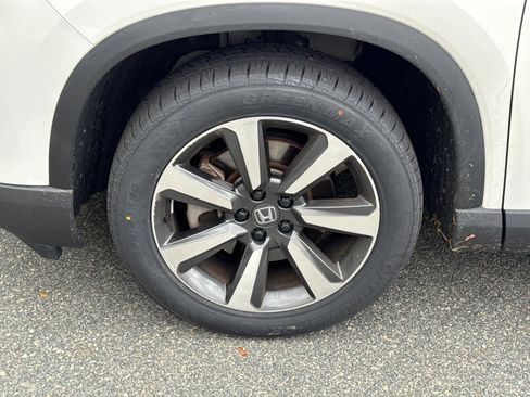 Certified 2023 Honda Pilot Elite image 11