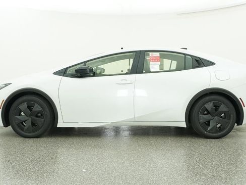 New 2026 Toyota Prius Plug-In Hybrid FWD image 52