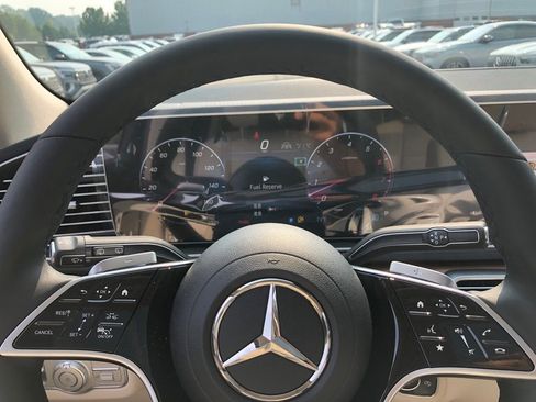 New 2025 Mercedes-Benz GLS 450 4MATIC image 20